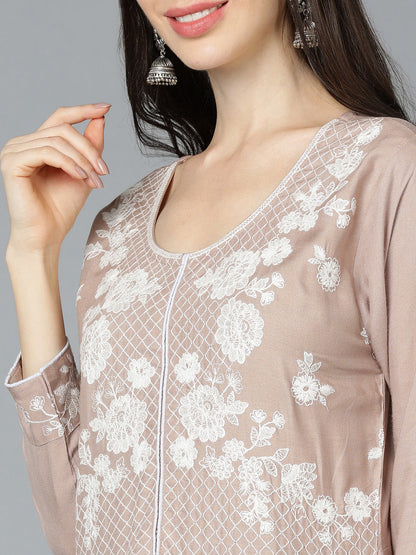 Color_Beige