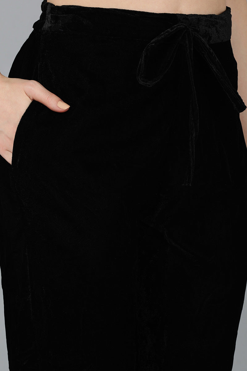 Women's Velvet Ethnic Solid Kurta Pant With Dupatta