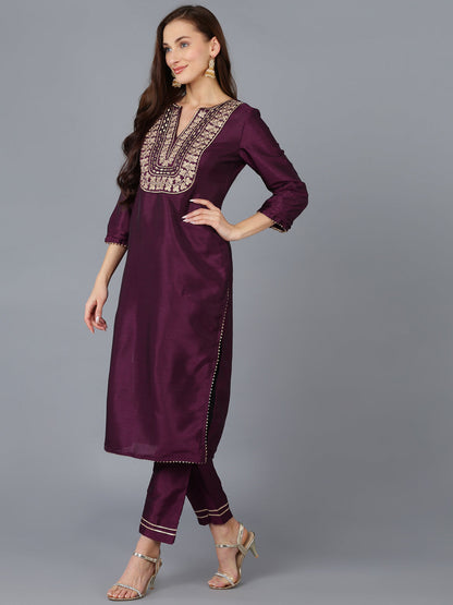 Color_Maroon