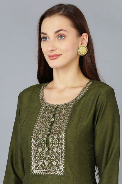 Women's Silk Blend Embroidered Kurta Pant With Dupatta