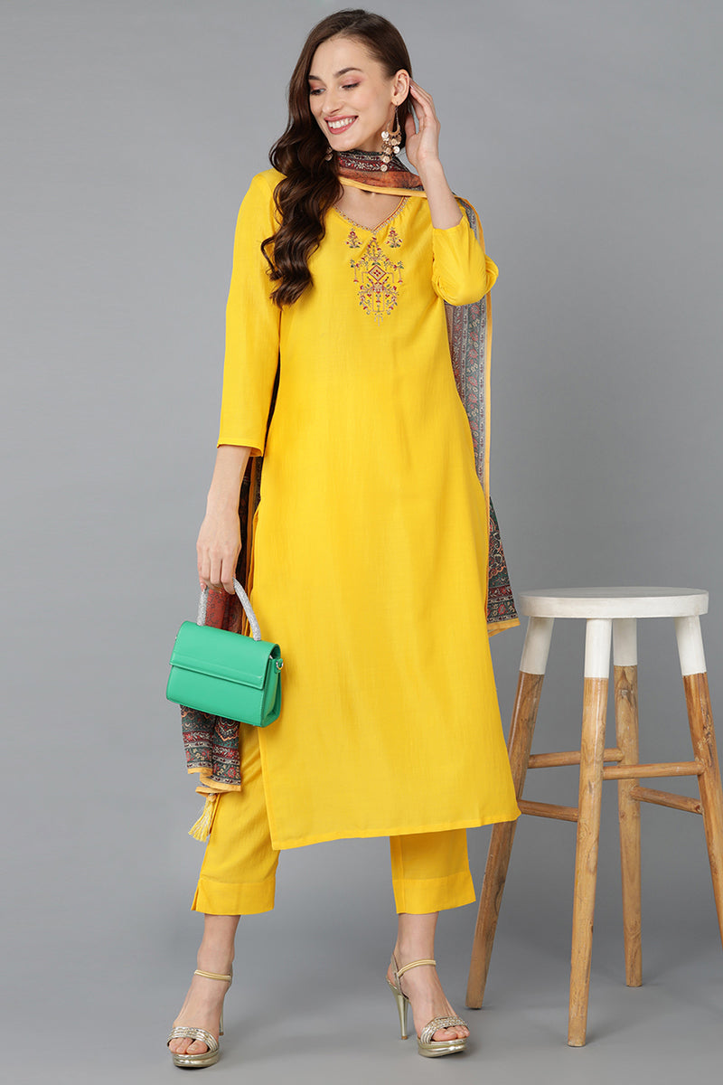 Women's Silk Blend Embroidered Kurta Pant With Dupatta