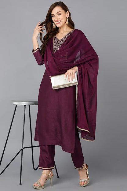 Women's Silk Blend Embroidered Kurta Pants With Dupatta