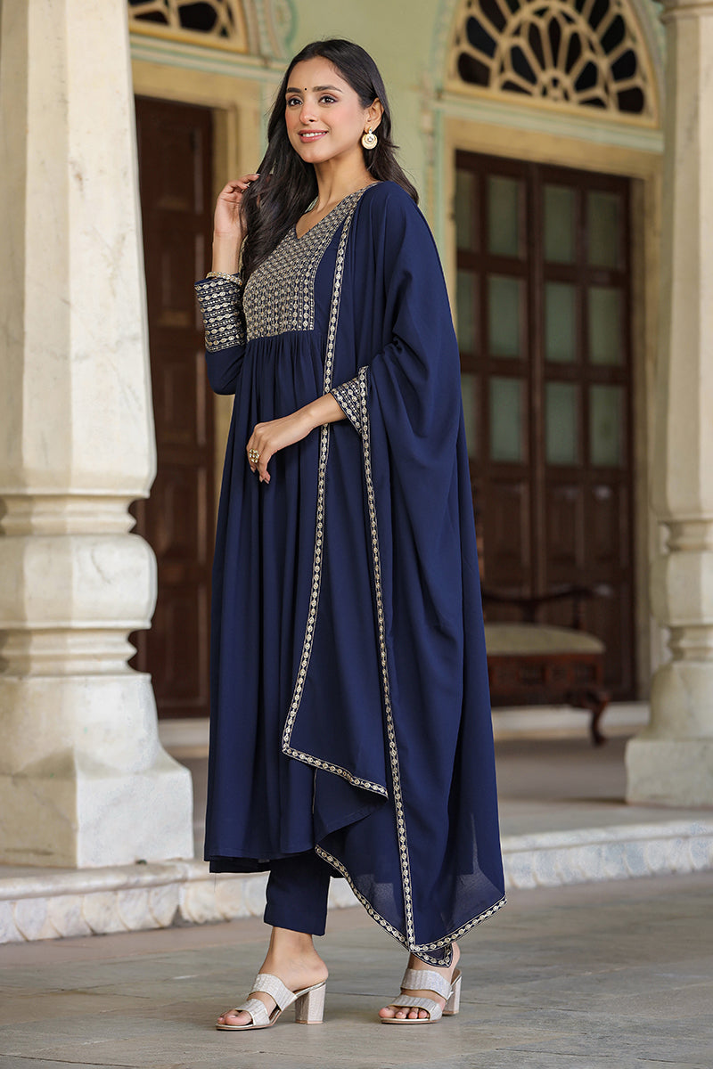 Women's Georgette Yoke Design Kurta Pant With Dupatta