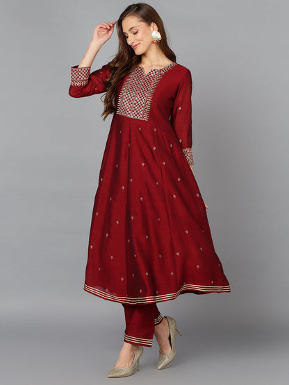 Color_Maroon