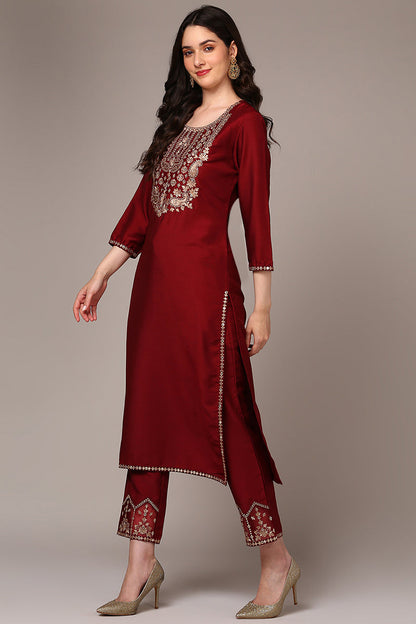 Women's Maroon Silk Blend Yoke Design Straight Kurta Pant With Dupatta