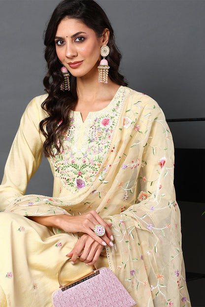Women's Yellow Silk Blend Solid Embroidered Kurta Pant With Dupatta