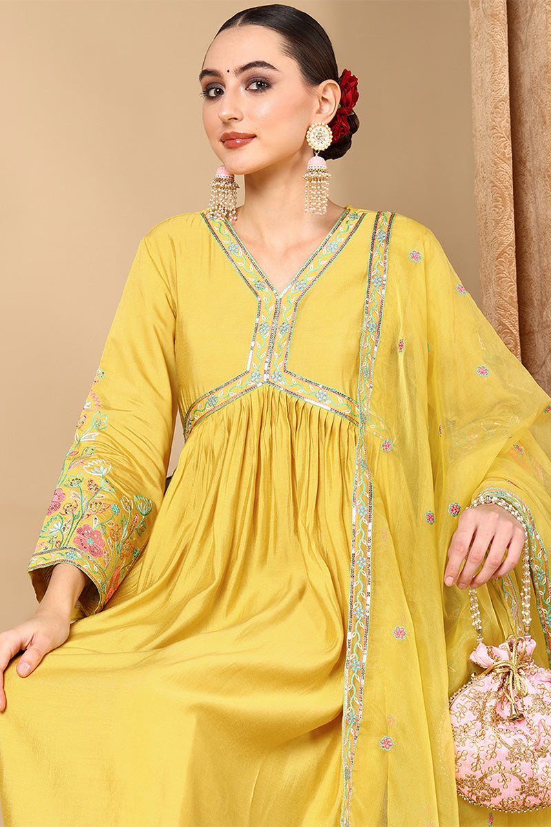 Women's Yellow Silk Blend Solid Embroidered Kurta Pant With Dupatta