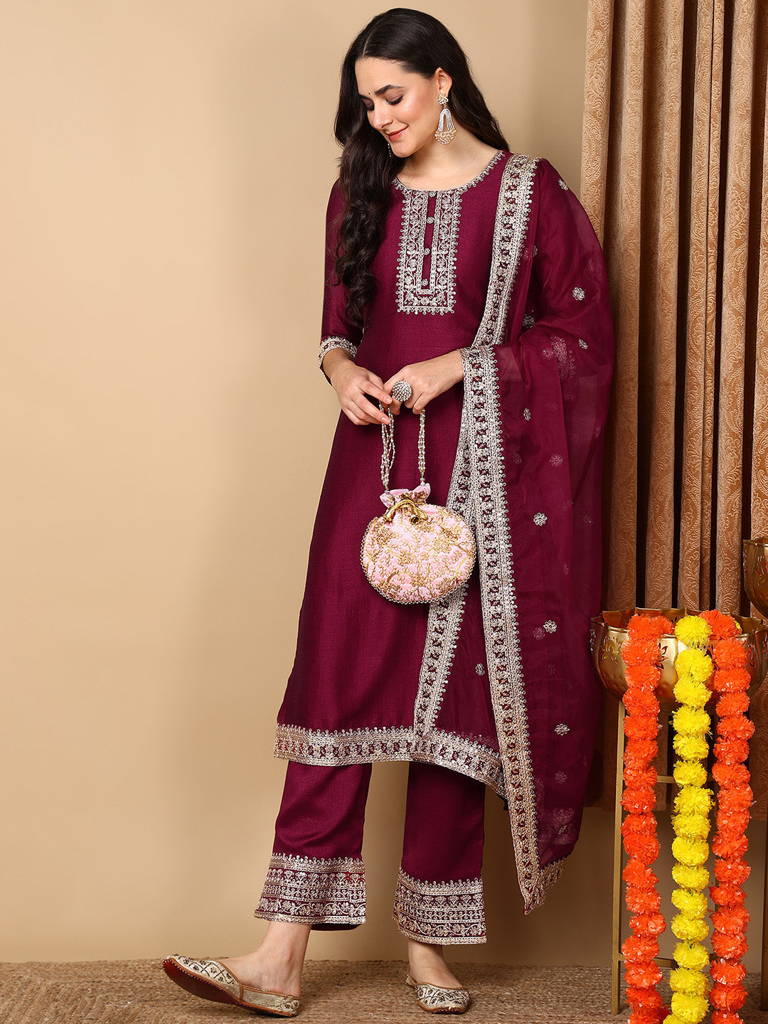 Color_Maroon