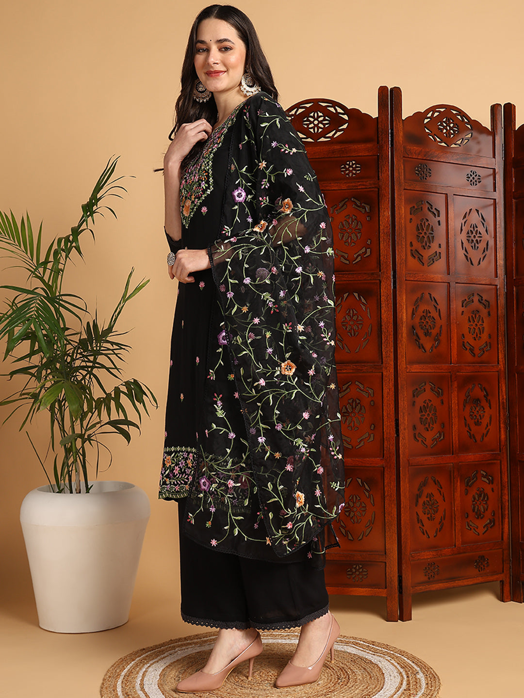 Color_Black