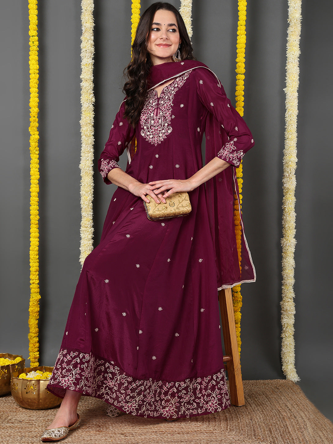Color_Maroon