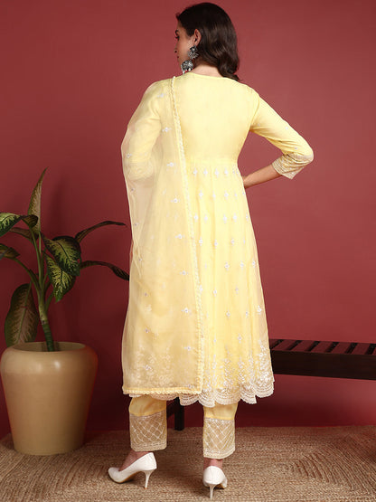 Color_Yellow
