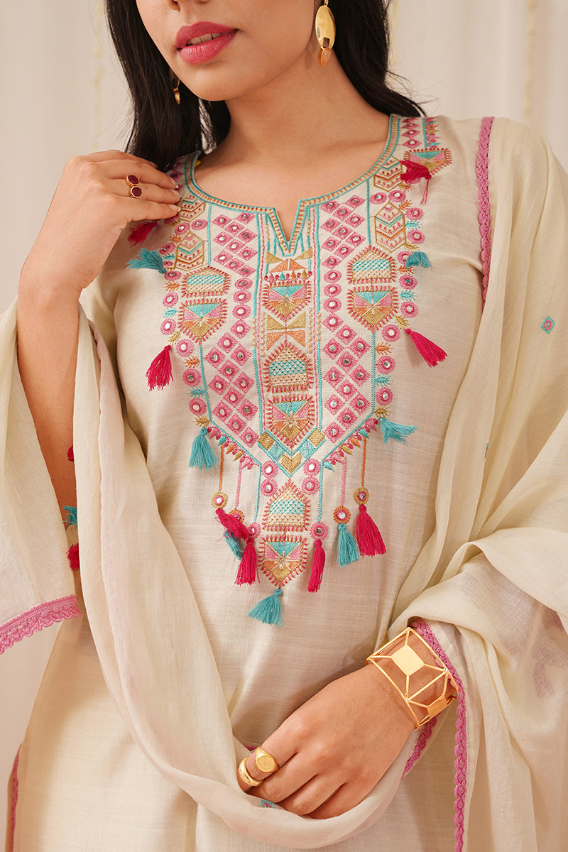 Women's Off White Viscose Rayon Solid Embroidered Straight Kurta Trouser With Dupatta