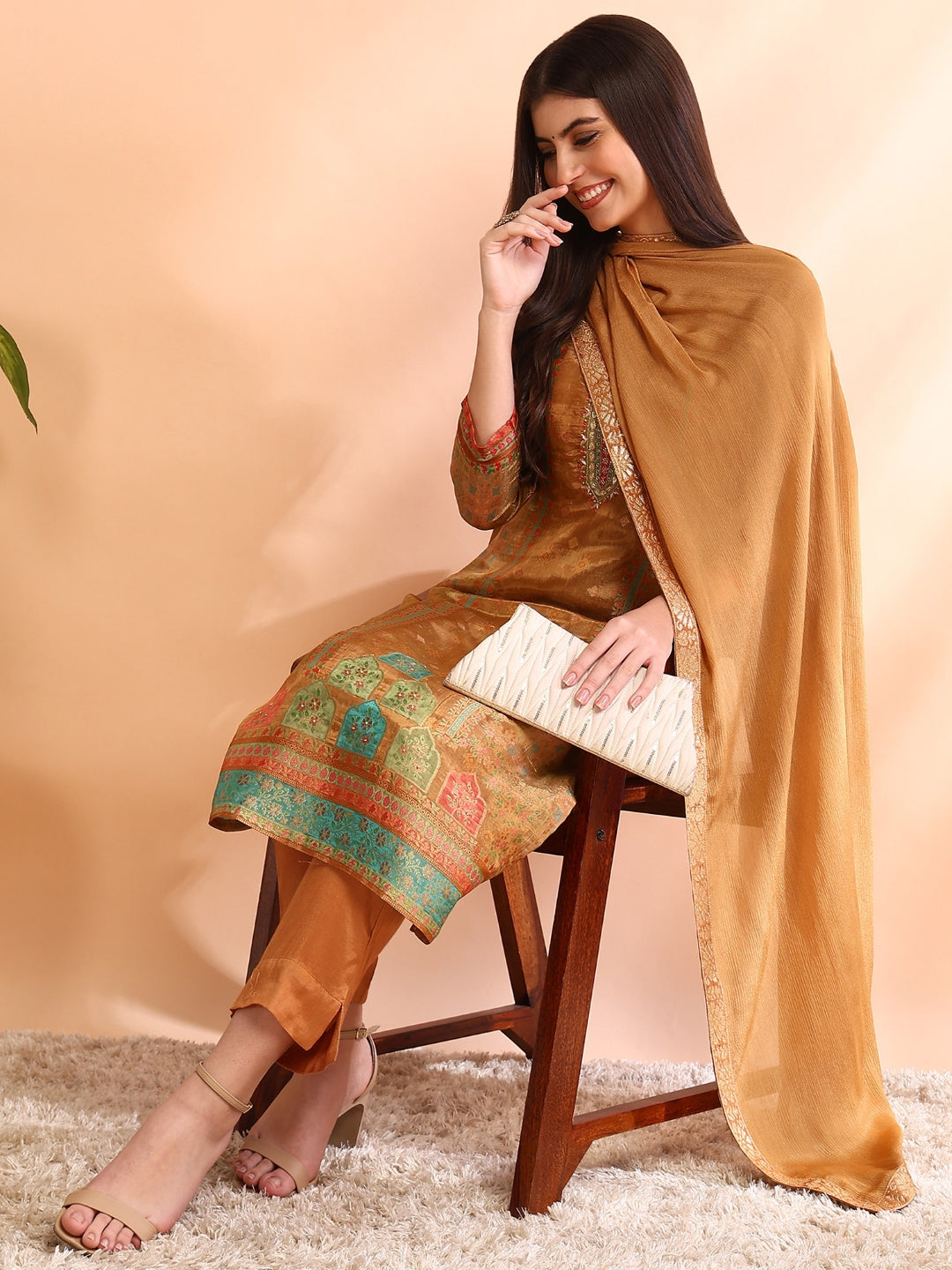 Color_Brown