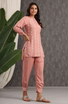 Women's Onionpink Rayon Embroidered Straight Kurta Pant Set