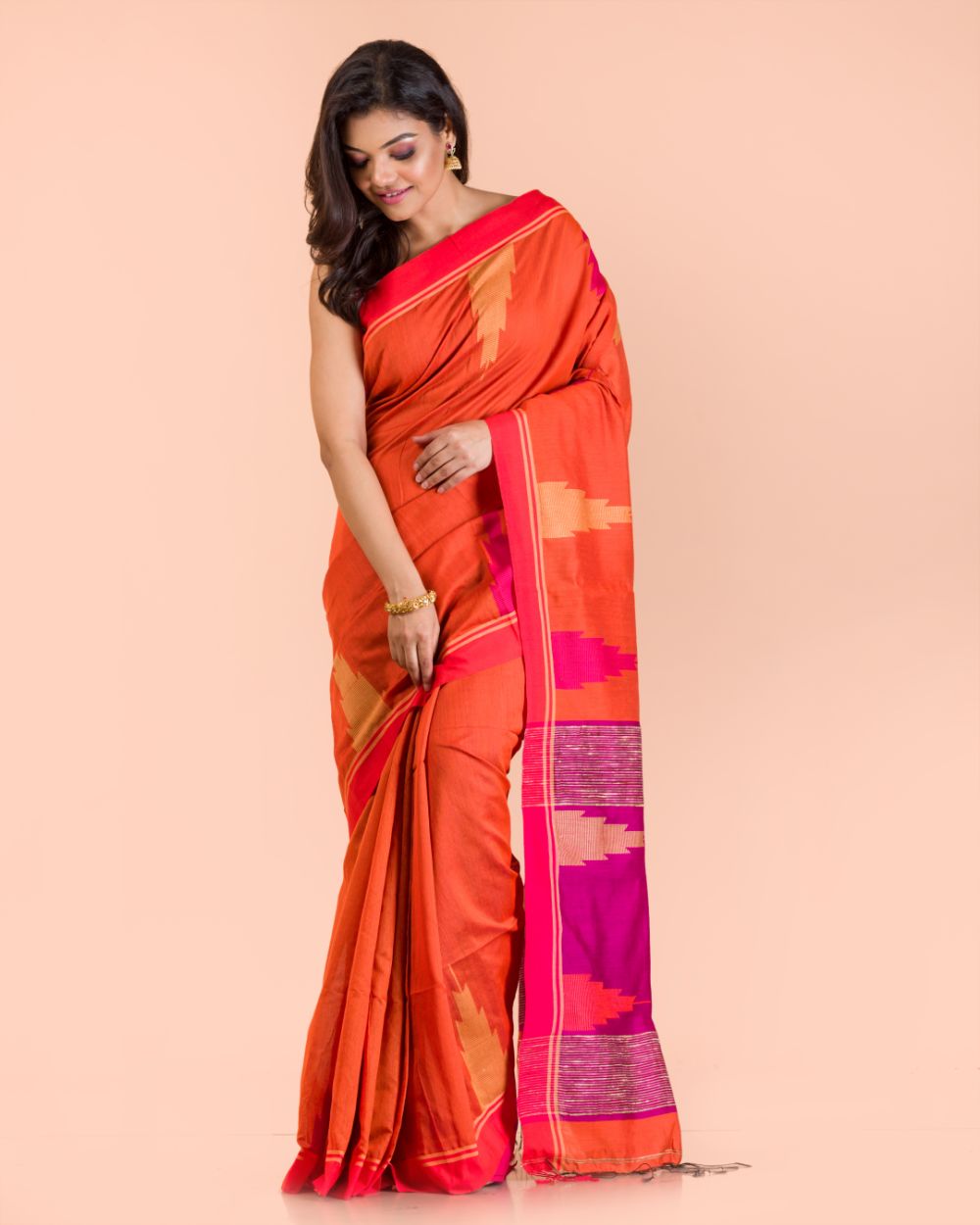 Women's Orange Cotton Blend Handloom Saree