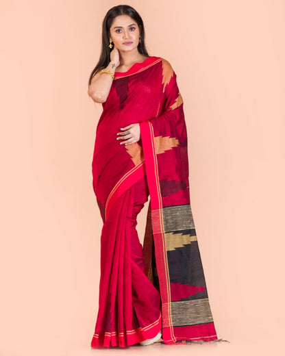 Women's Red Cotton Blend Handloom Saree