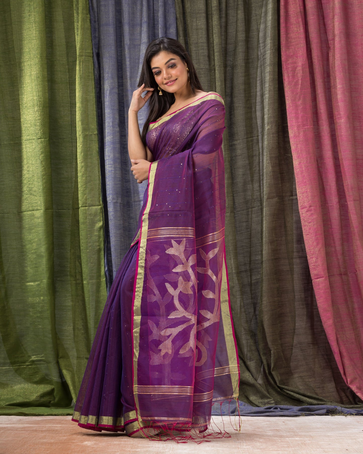 Women's Purple Cotton Blend Handloom Jamdani Saree