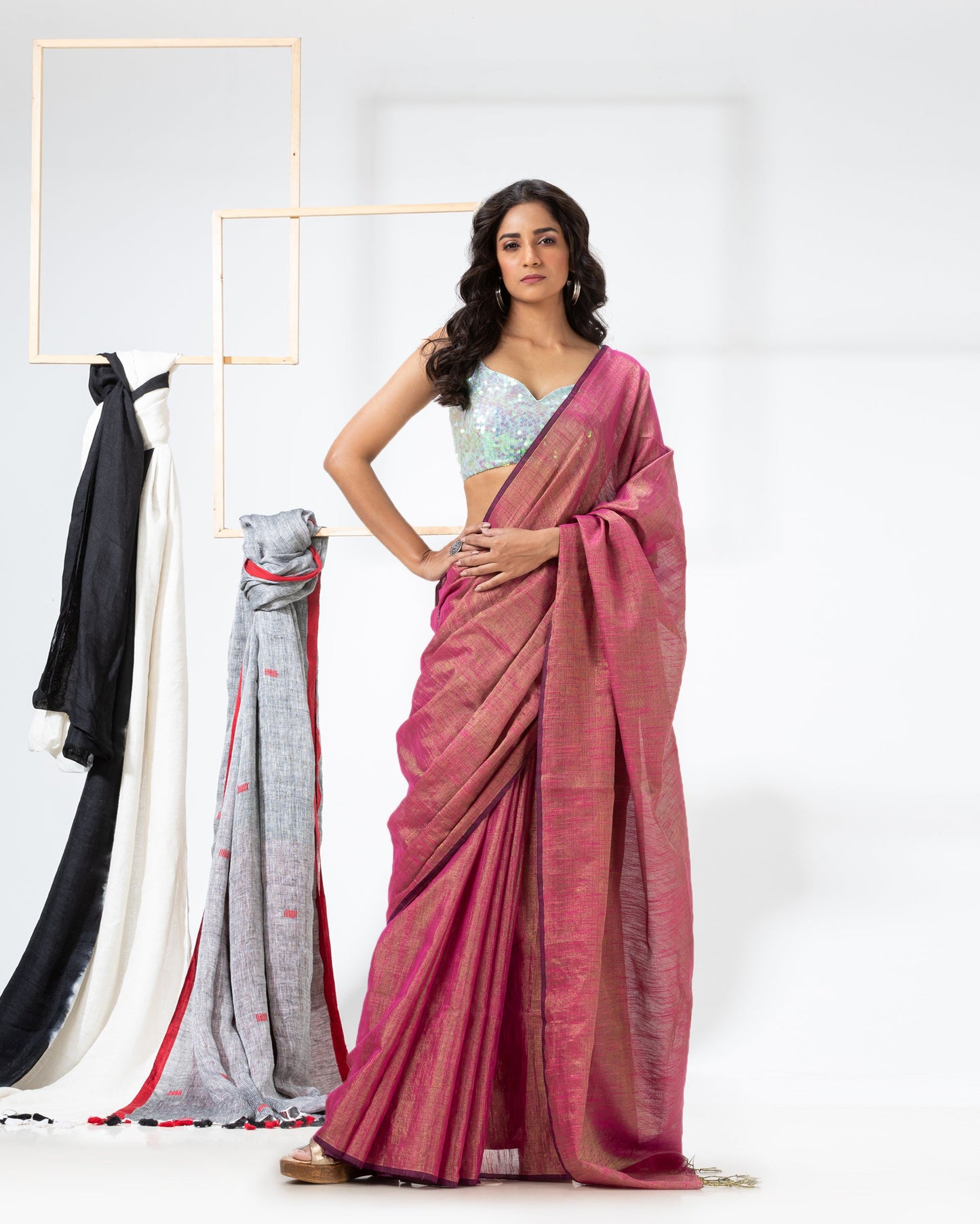 Women's Pink Hand Woven Cotton Blend Tissue Saree