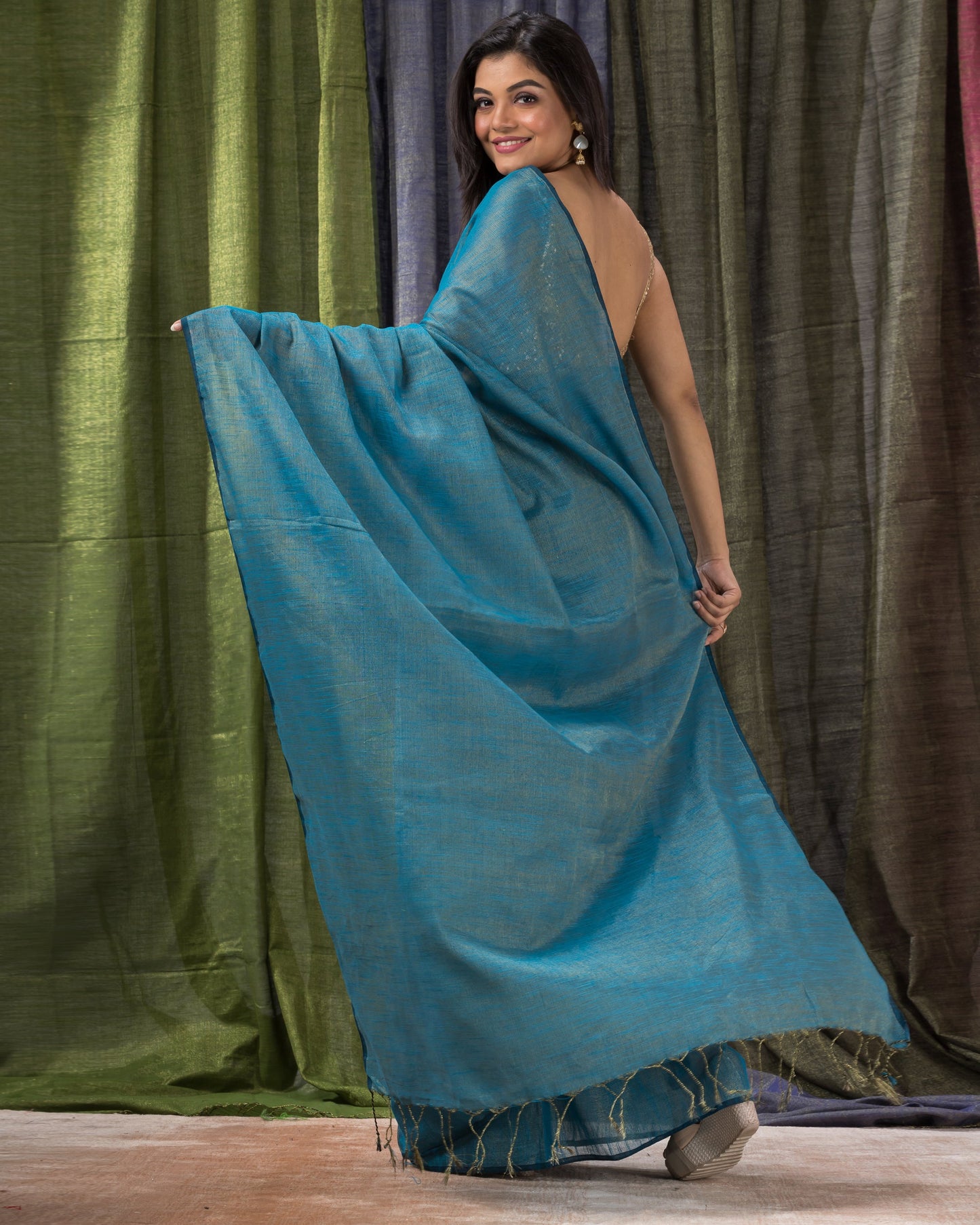Women's Sky Blue Hand Woven Cotton Blend Tissue Saree