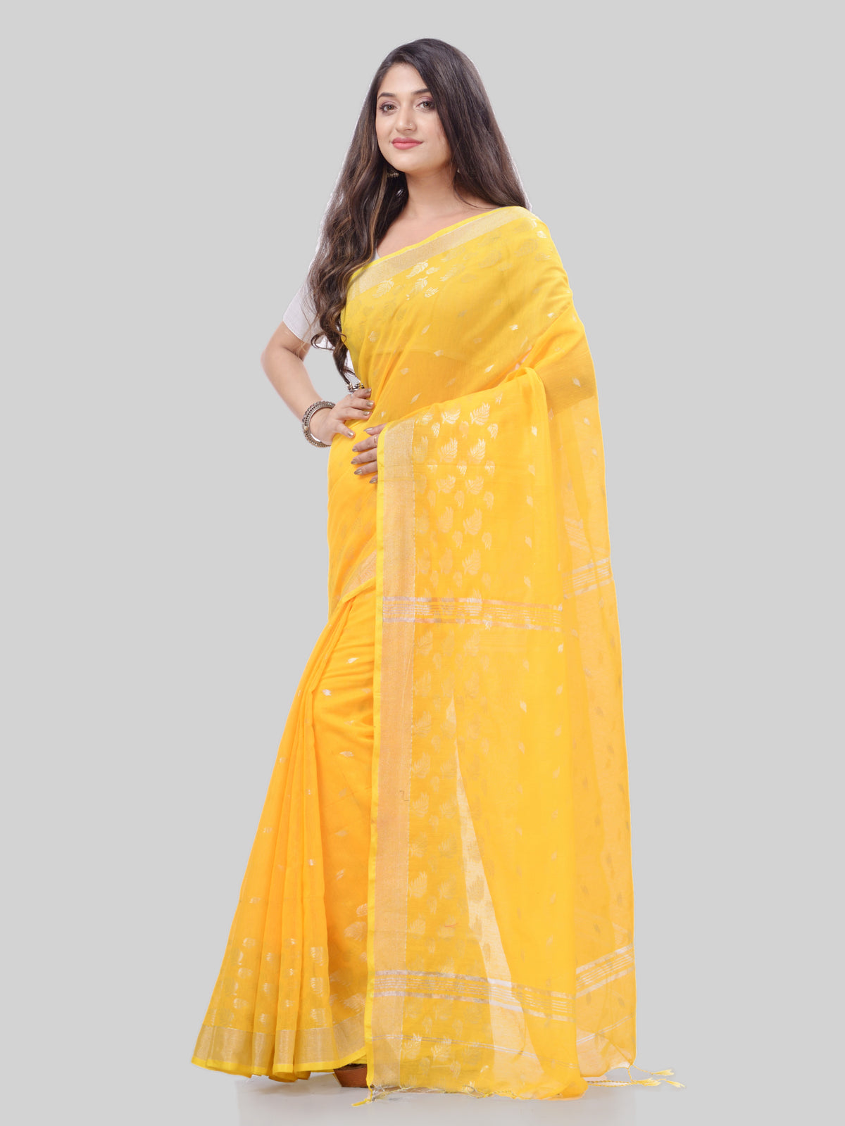 Women's Tant Cotton Silk Yellow Handloom Saree Flowting Leaves Work