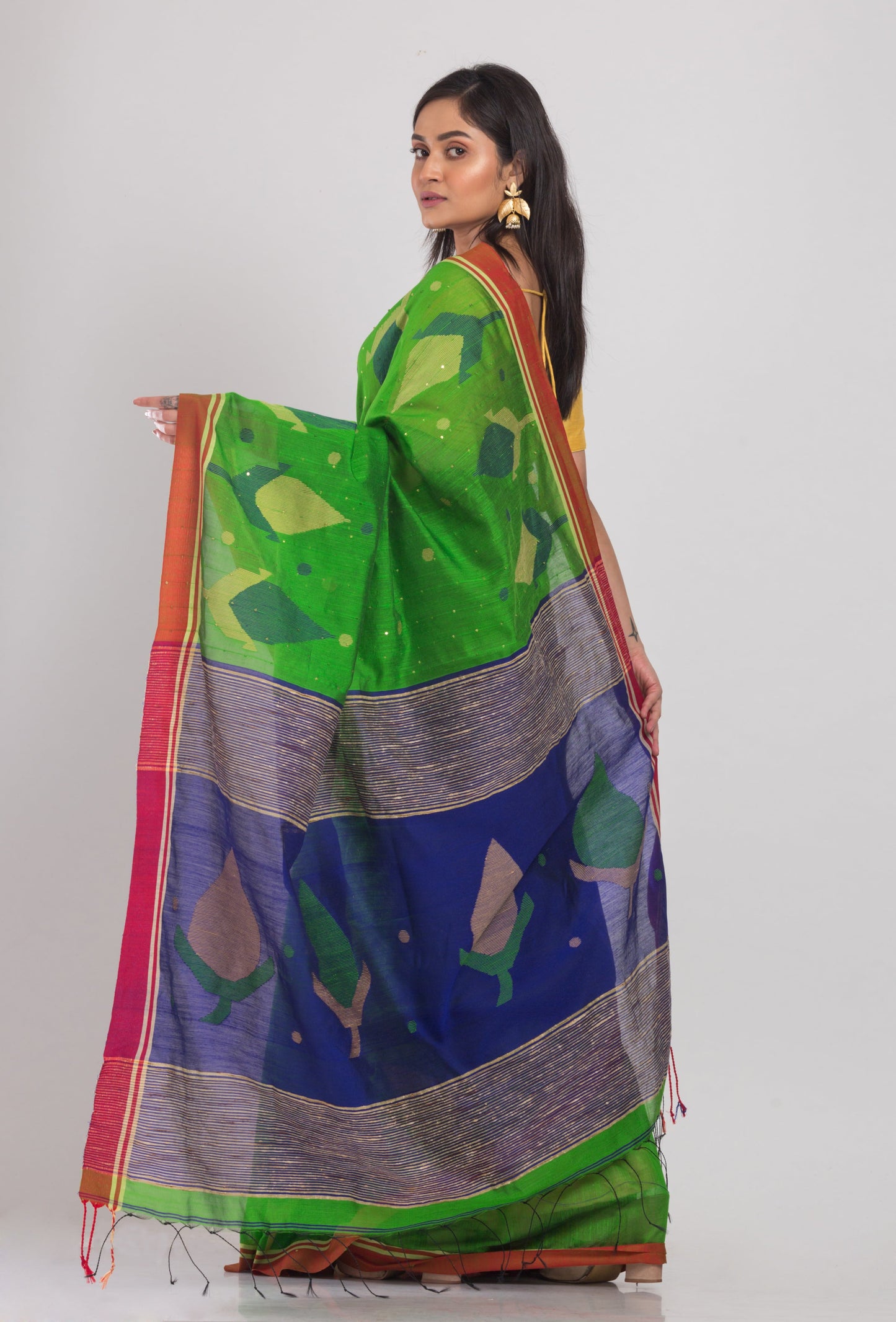 Women's Green Cotton Blend Handloom Jamdani Saree