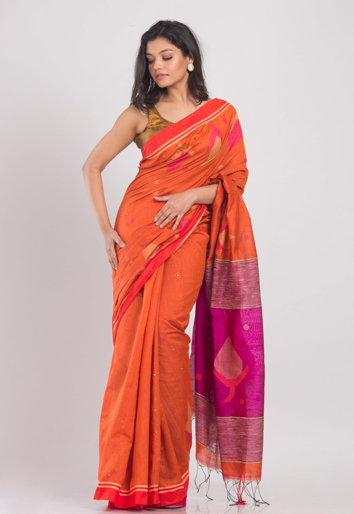 Women's Orange Cotton Blend Handloom Jamdani Saree