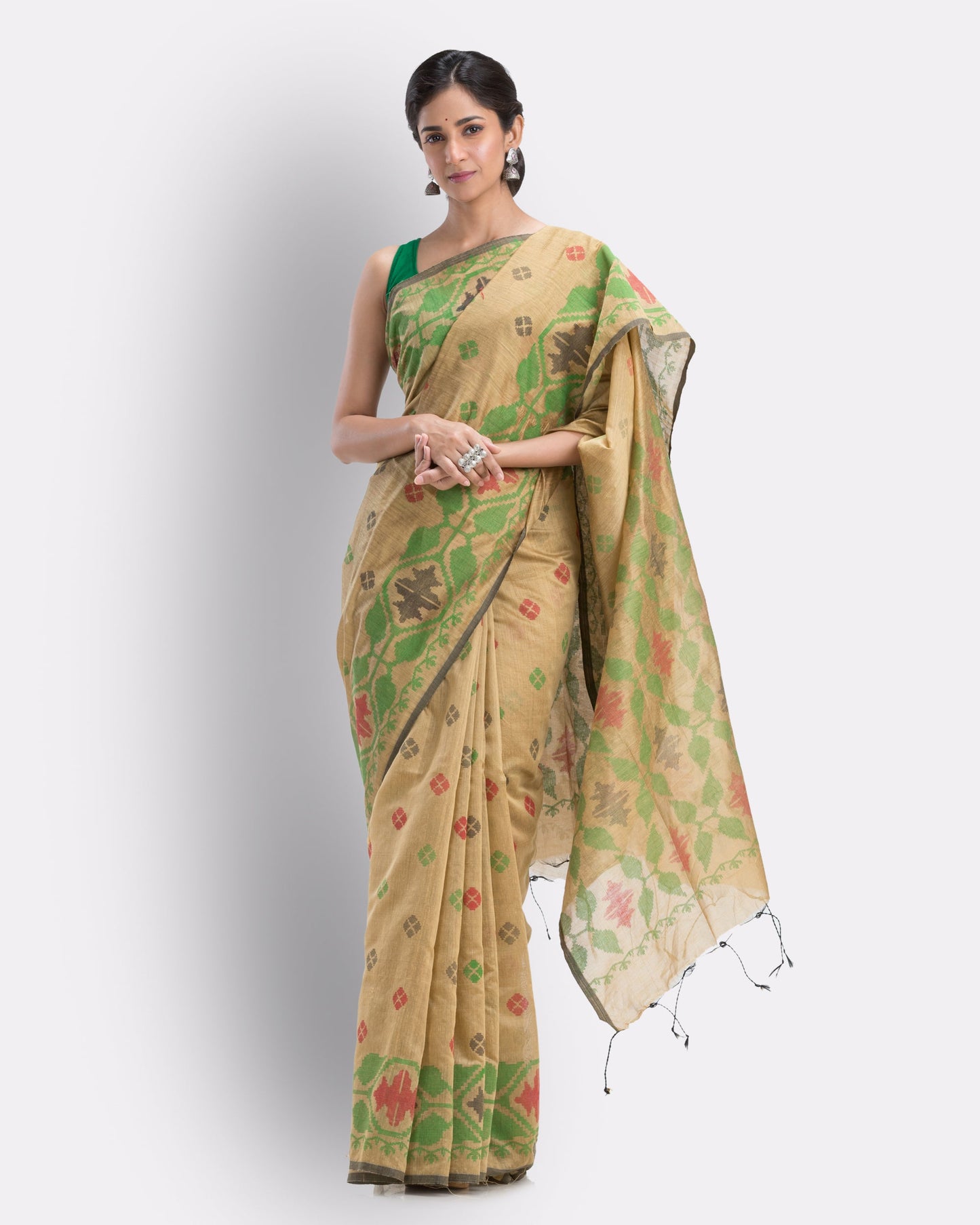 Women's Beige Cotton Blend Handloom Printed Saree