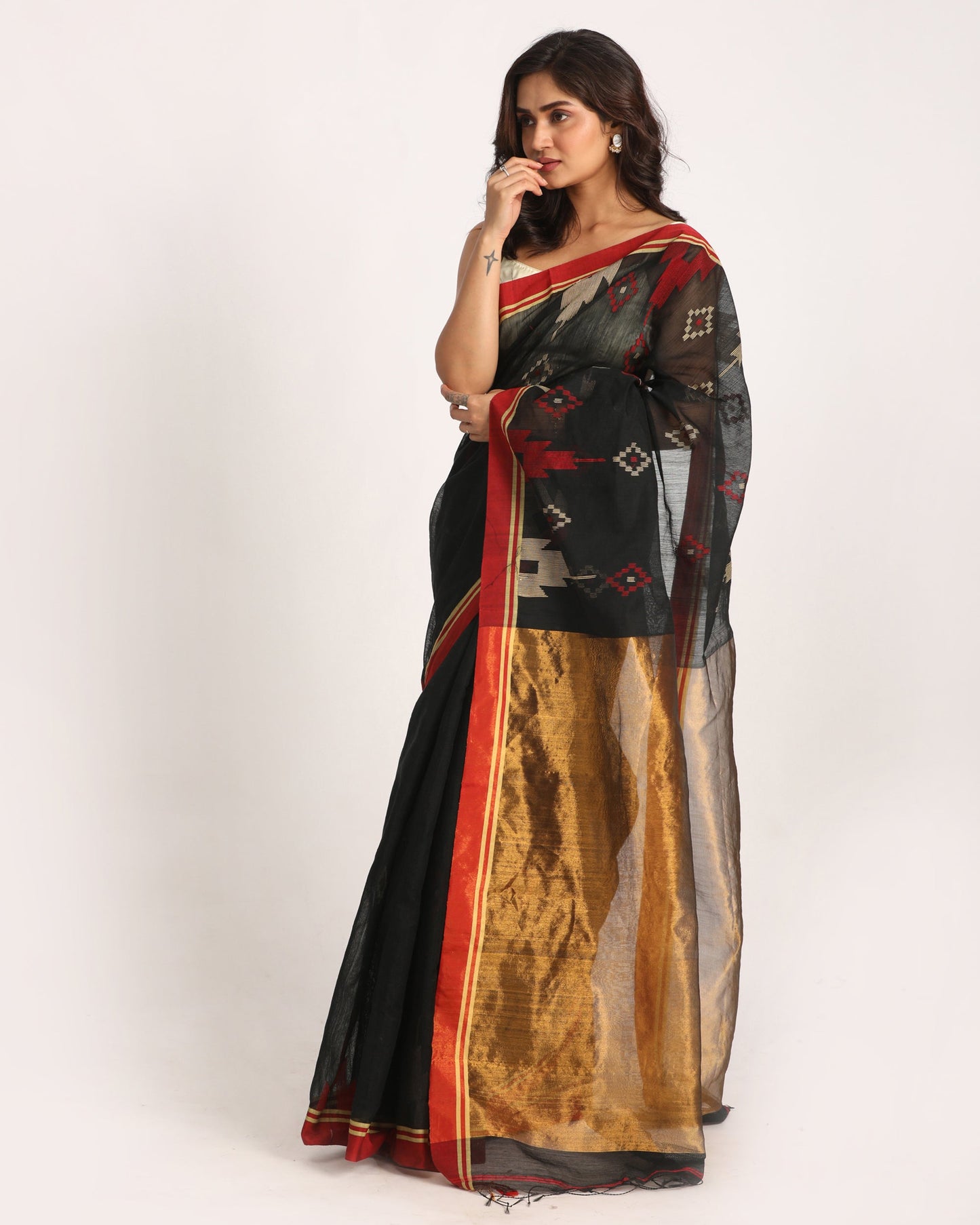 Women's Black Cotton Blend Handloom Saree