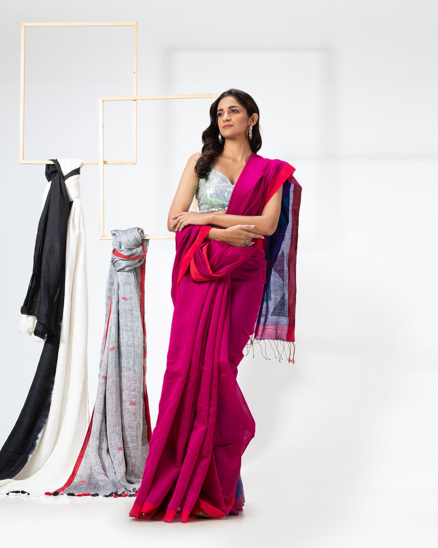 Women's Pink Cotton Blend Handloom Saree