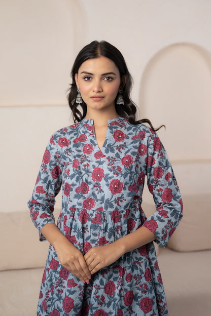 Womenâ€™s Blue Floral Print Midi Dress by Myshka