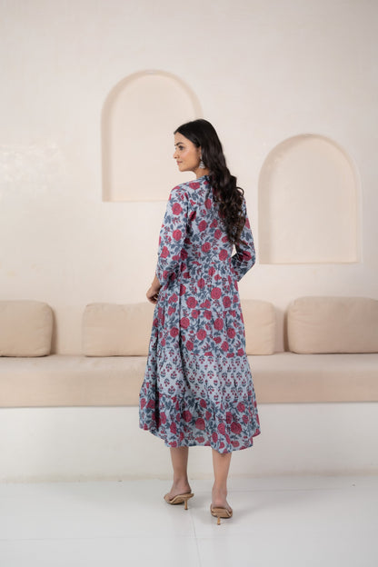 Womenâ€™s Blue Floral Print Midi Dress by Myshka