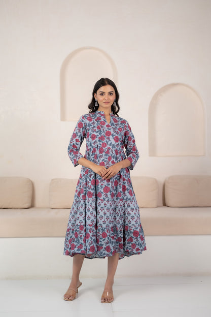 Womenâ€™s Blue Floral Print Midi Dress by Myshka