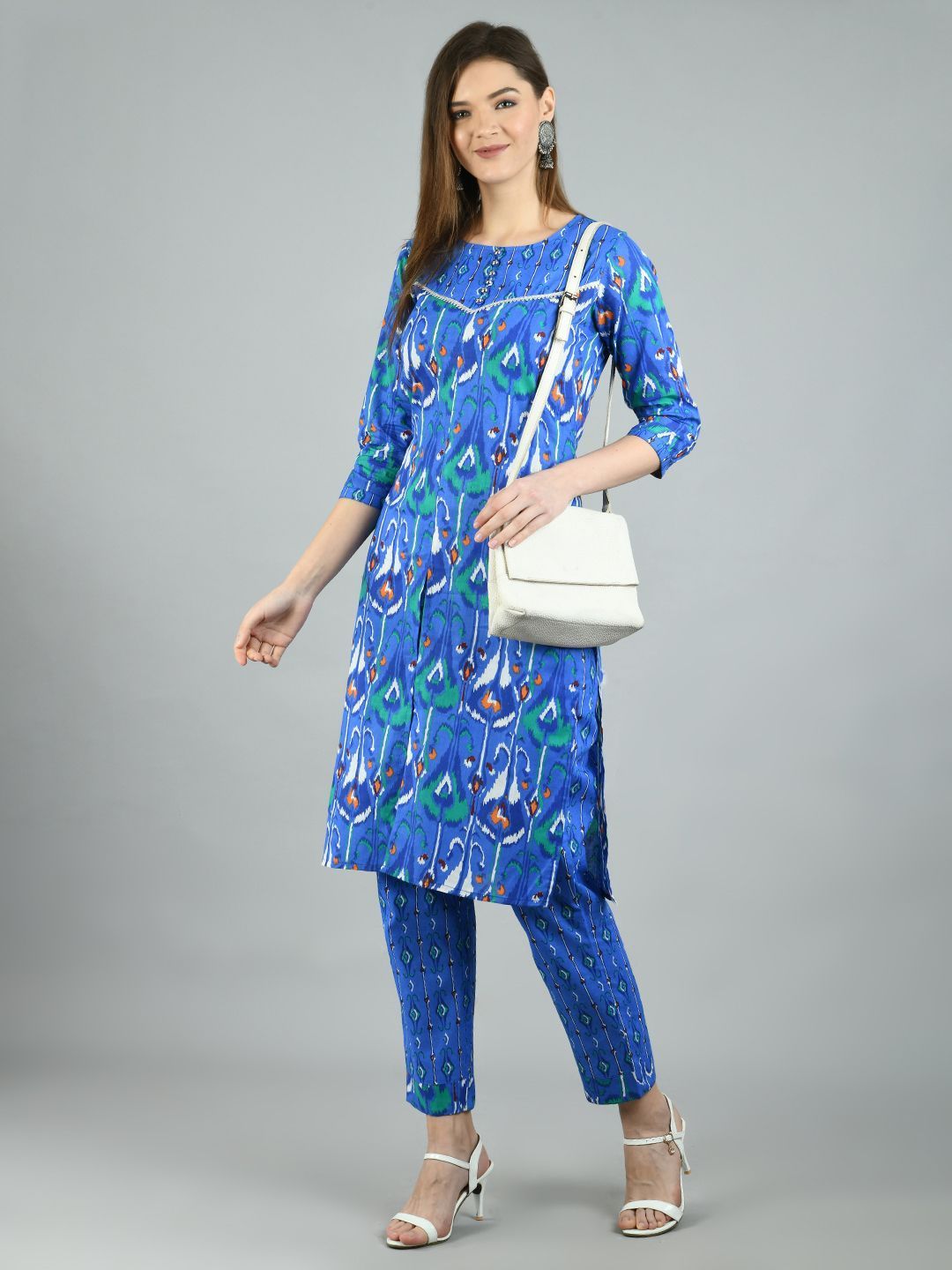 Women's Blue Cotton Printed 3/4 Sleeve Round Neck Casual Kurta Pant Set