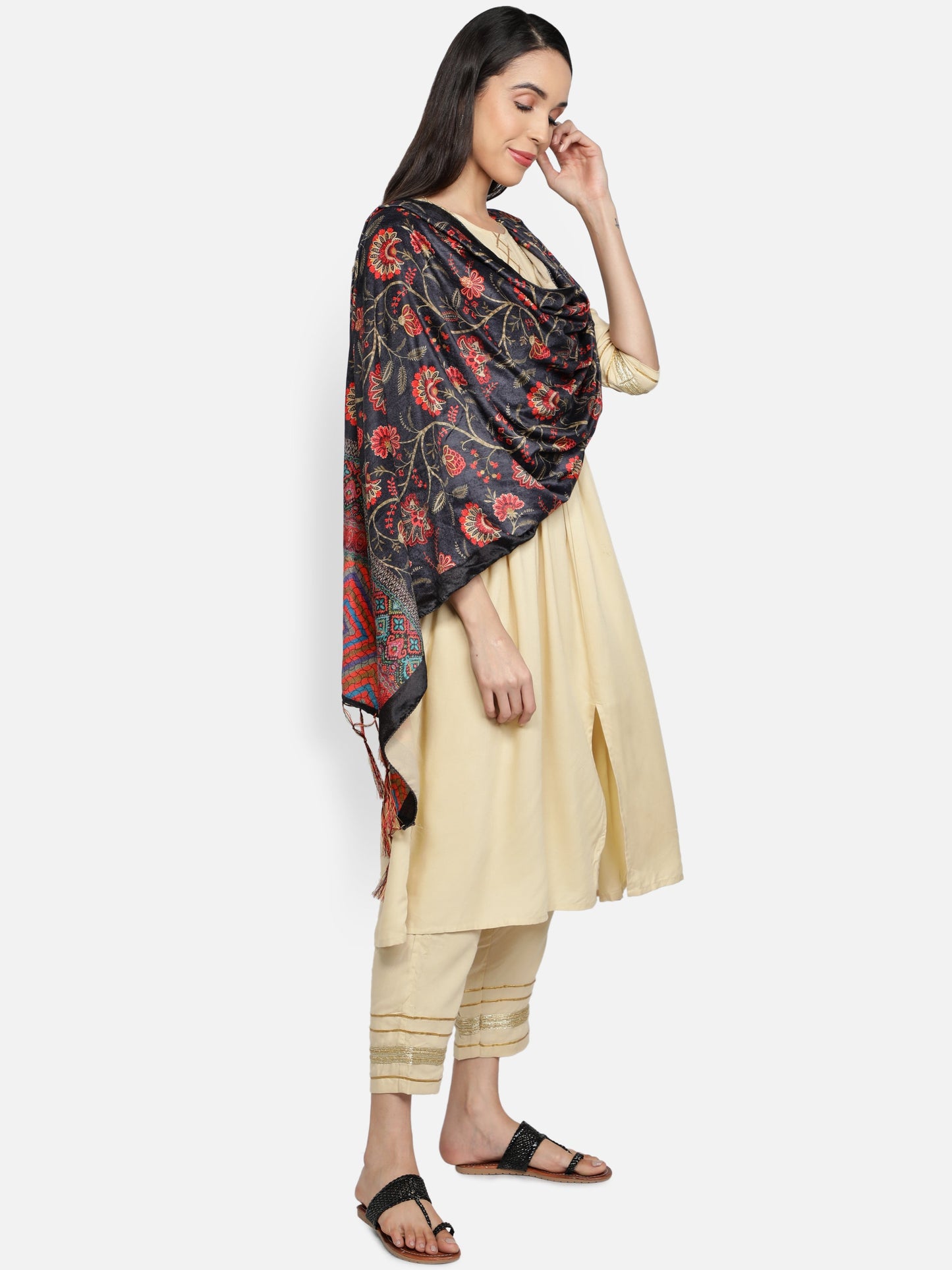 Women's Multicolored Polyster Velvet  Digital Printed Dupatta