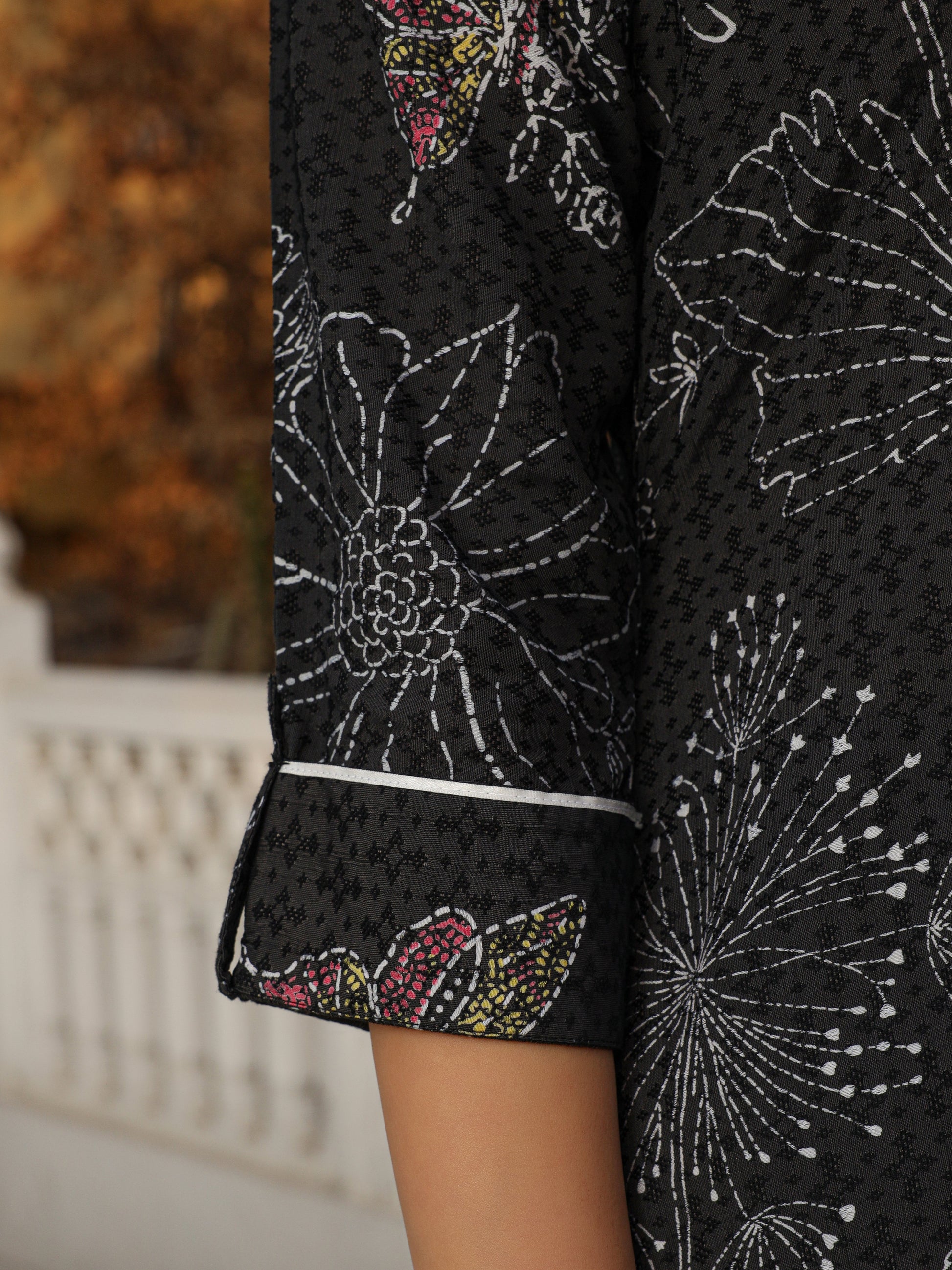 Color_Black