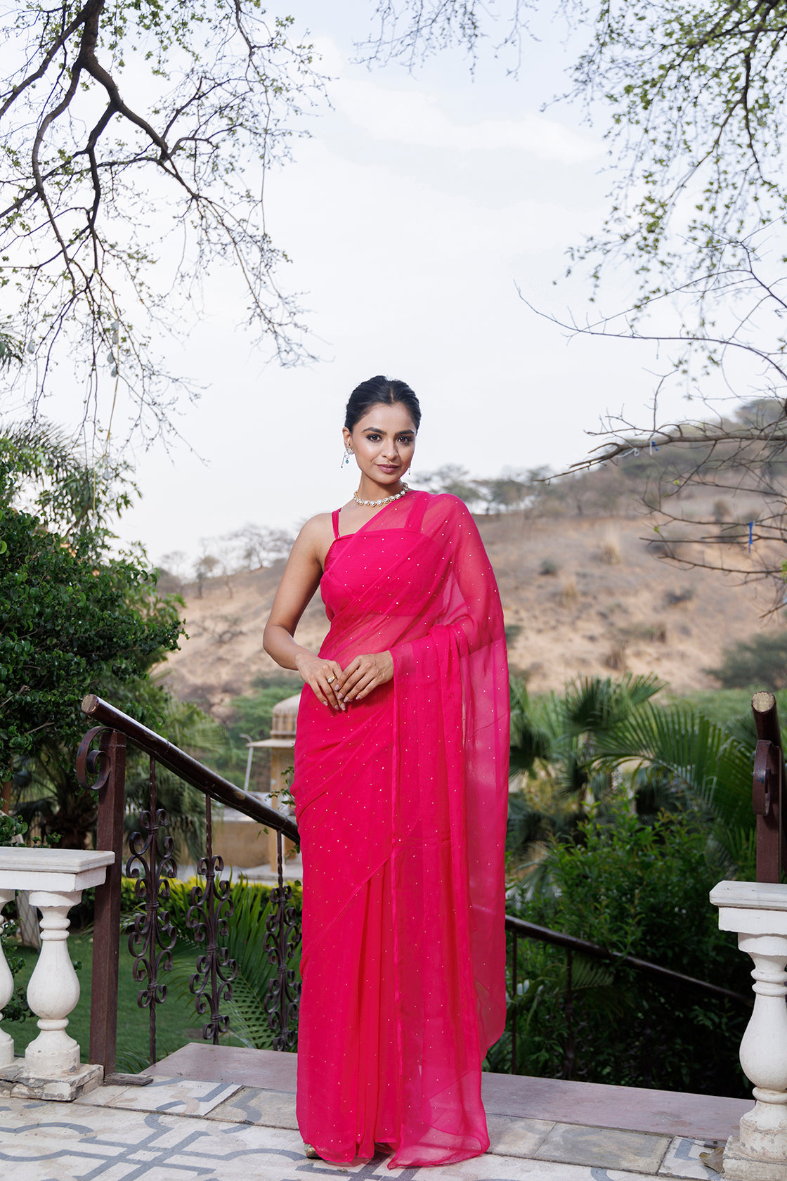 Women's Pink Hand Embroidered Mukaish Chiffon Saree