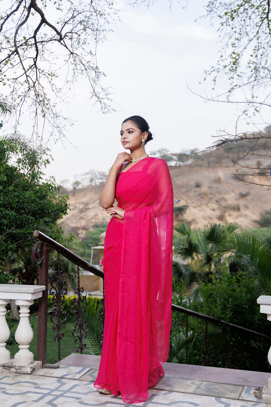 Women's Pink Hand Embroidered Mukaish Chiffon Saree
