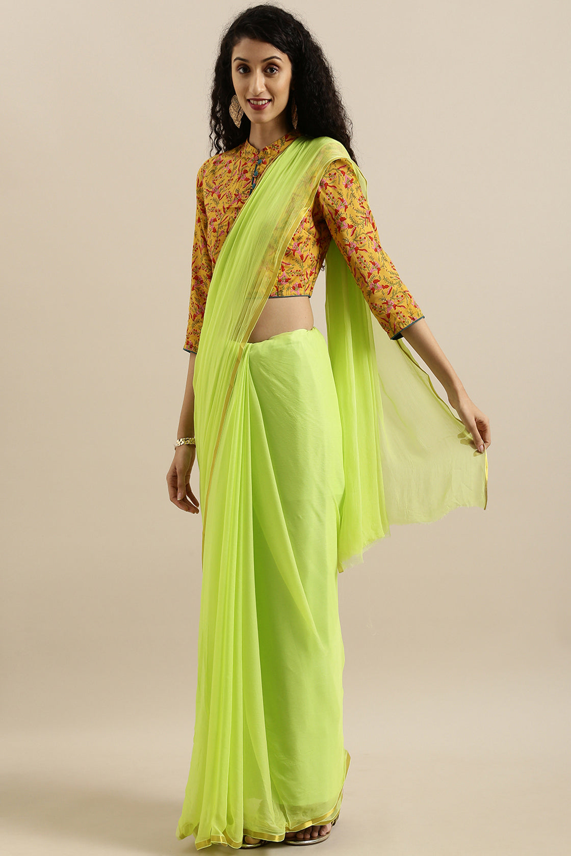 Women's Malavika Mohanan In Lime Green Hand Dyed Plain Chiffon Saree With Hand Block Printed Blouse