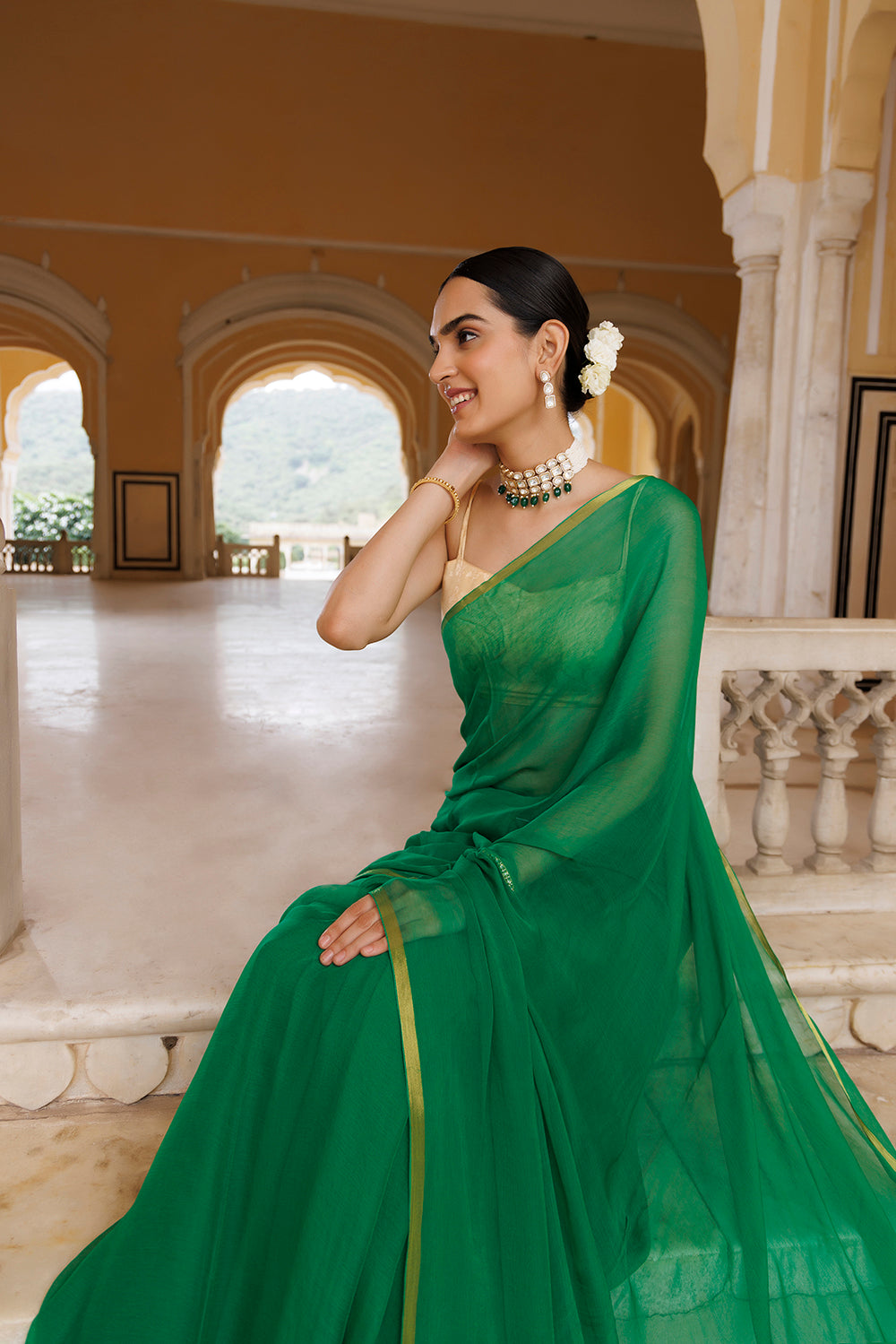 Women's Green Hand Dyed Chiffon Saree With Jacquard Blouse