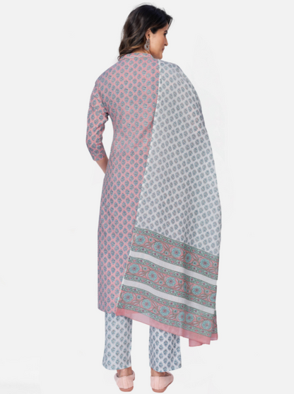 Women's Light Pink Cotton Kurta With Pant & Dupatta By Vbuyz (3