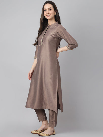 Color_Brown