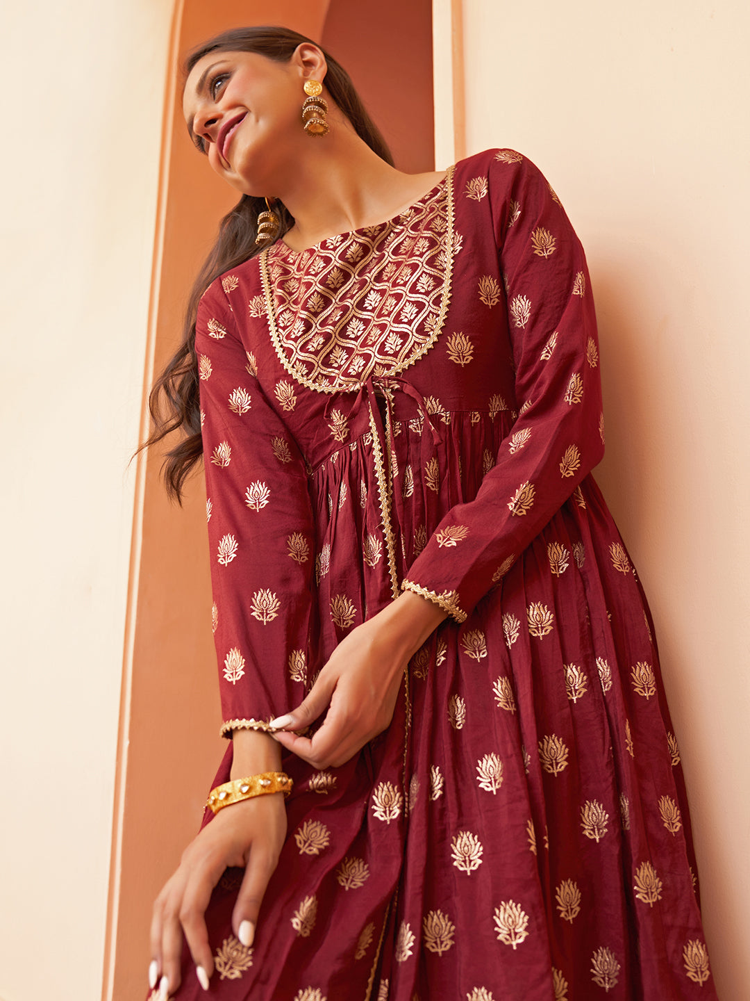 Color_Maroon