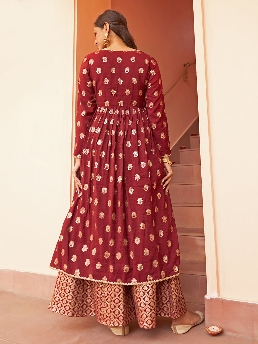 Color_Maroon