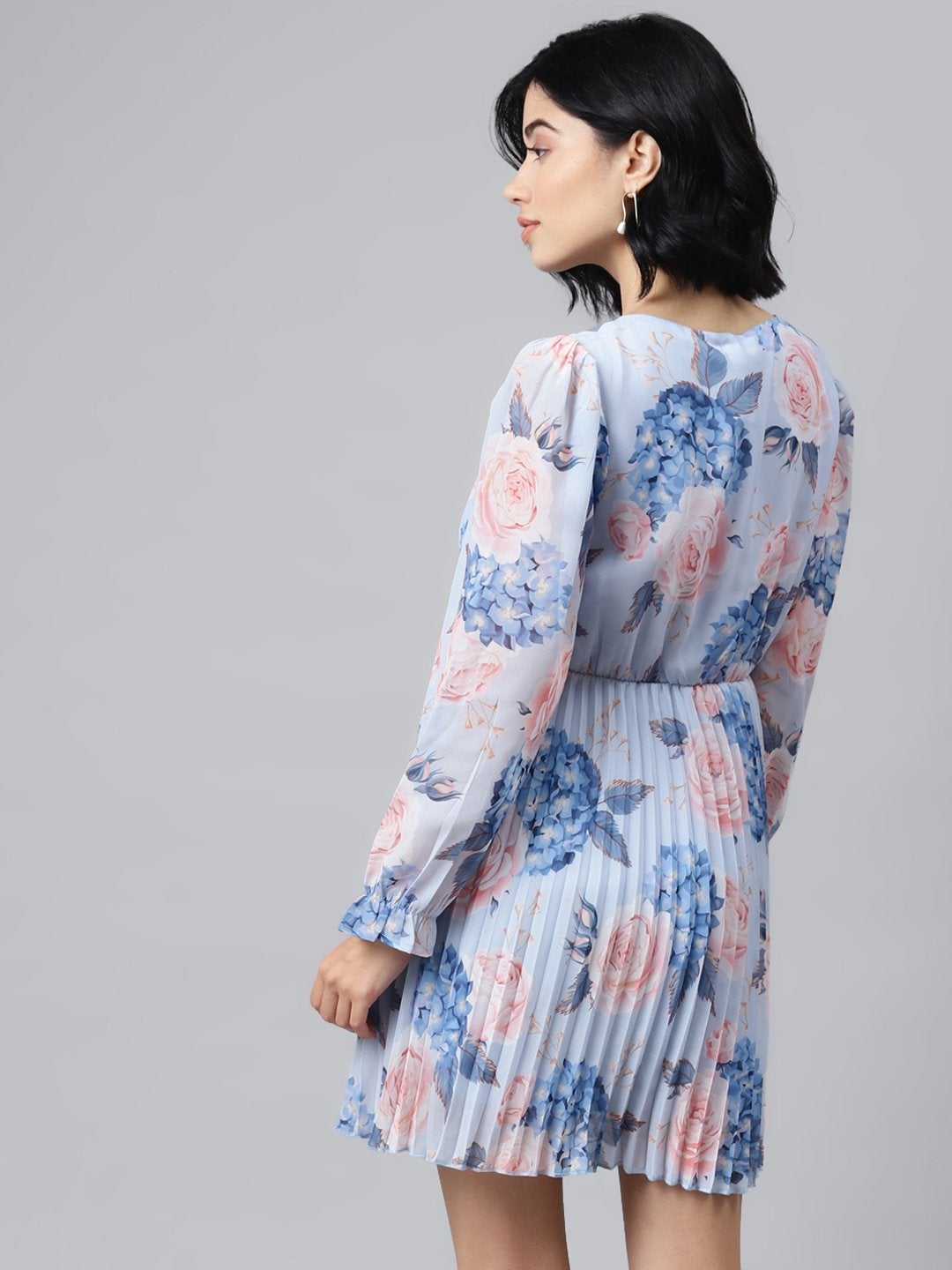 Women's Light Blue Floral Pleated Skater Dress