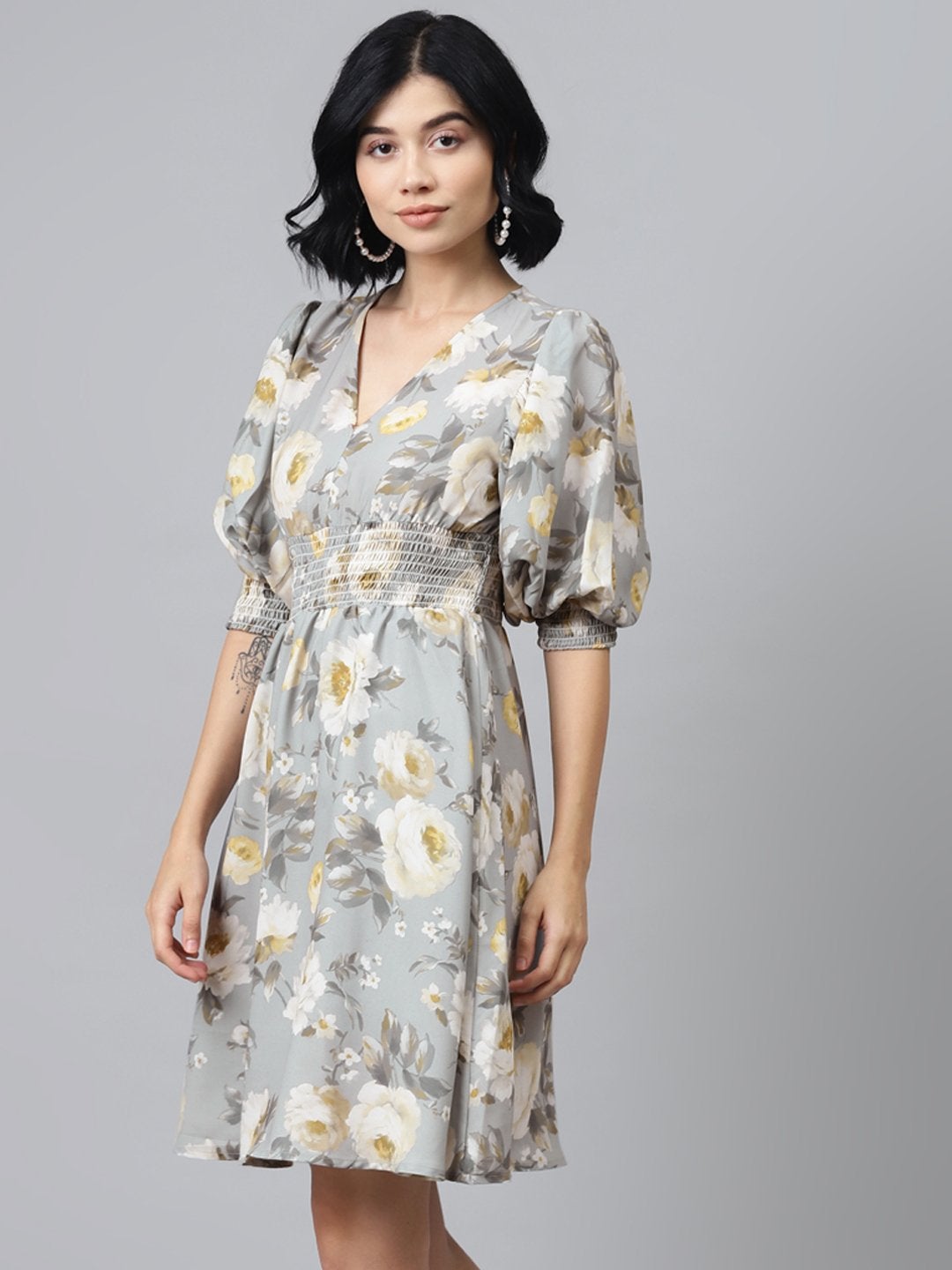 Women's Grey Floral Puff Sleeve Smocked Dress