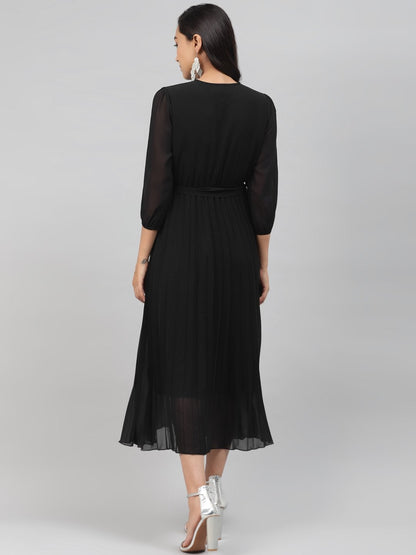Women's Black Pleated Midi Dress