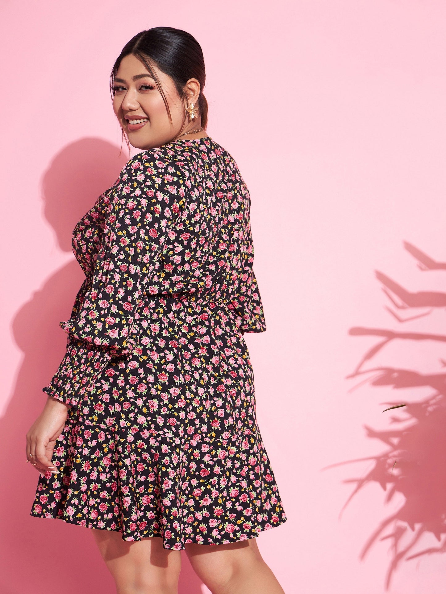 Women's Black Floral Smocked Sleeves Cut-out Skater Dress
