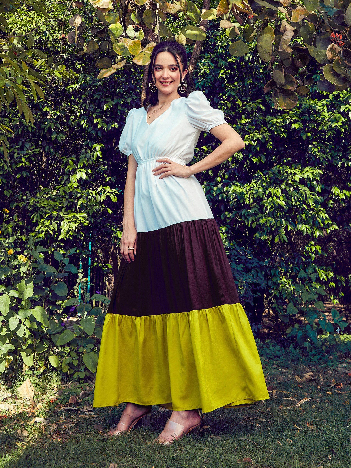 Women's Green & White Color Block Tiered Maxi Dress