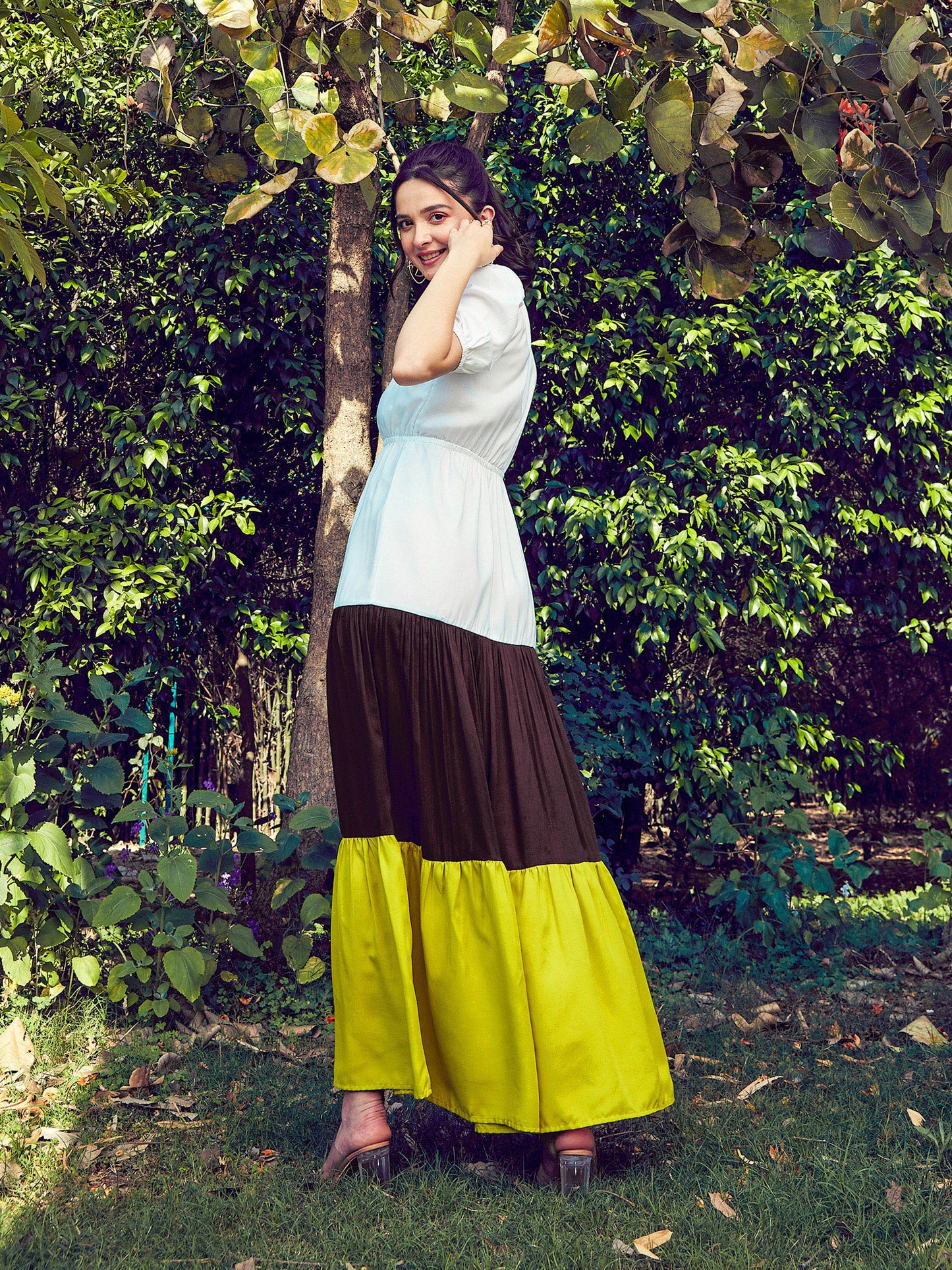 Women's Green & White Color Block Tiered Maxi Dress