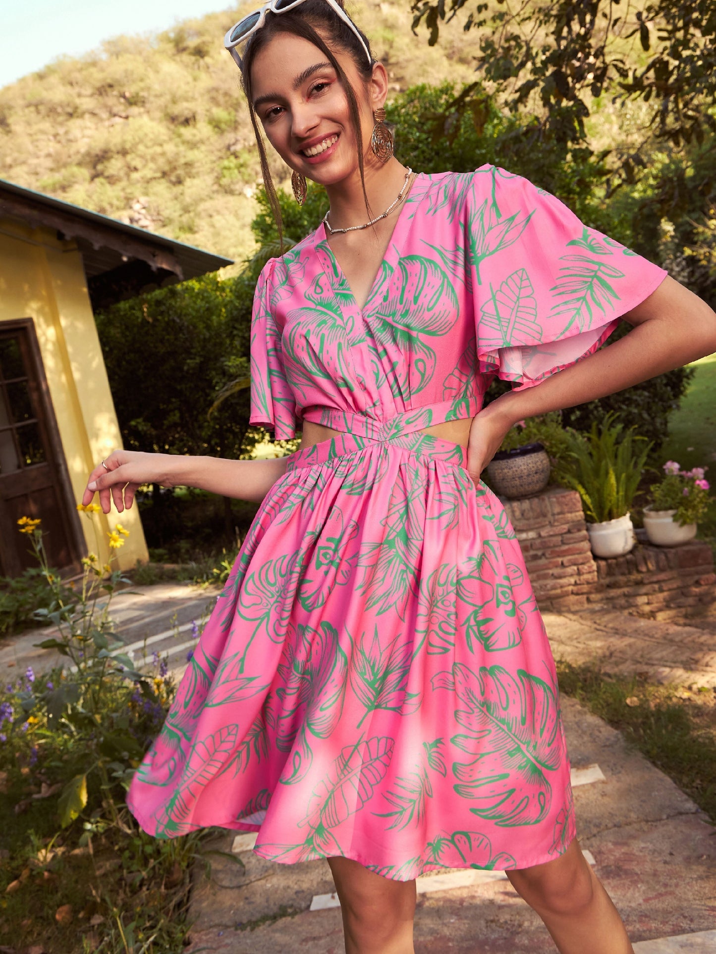 Women's Pink Floral Waist Cut Out Short Skater Dress